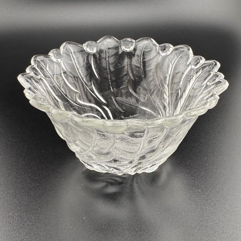 Vintage Indiana Glass Wild Rose Sherbet Small Candy Nut Dish Footed